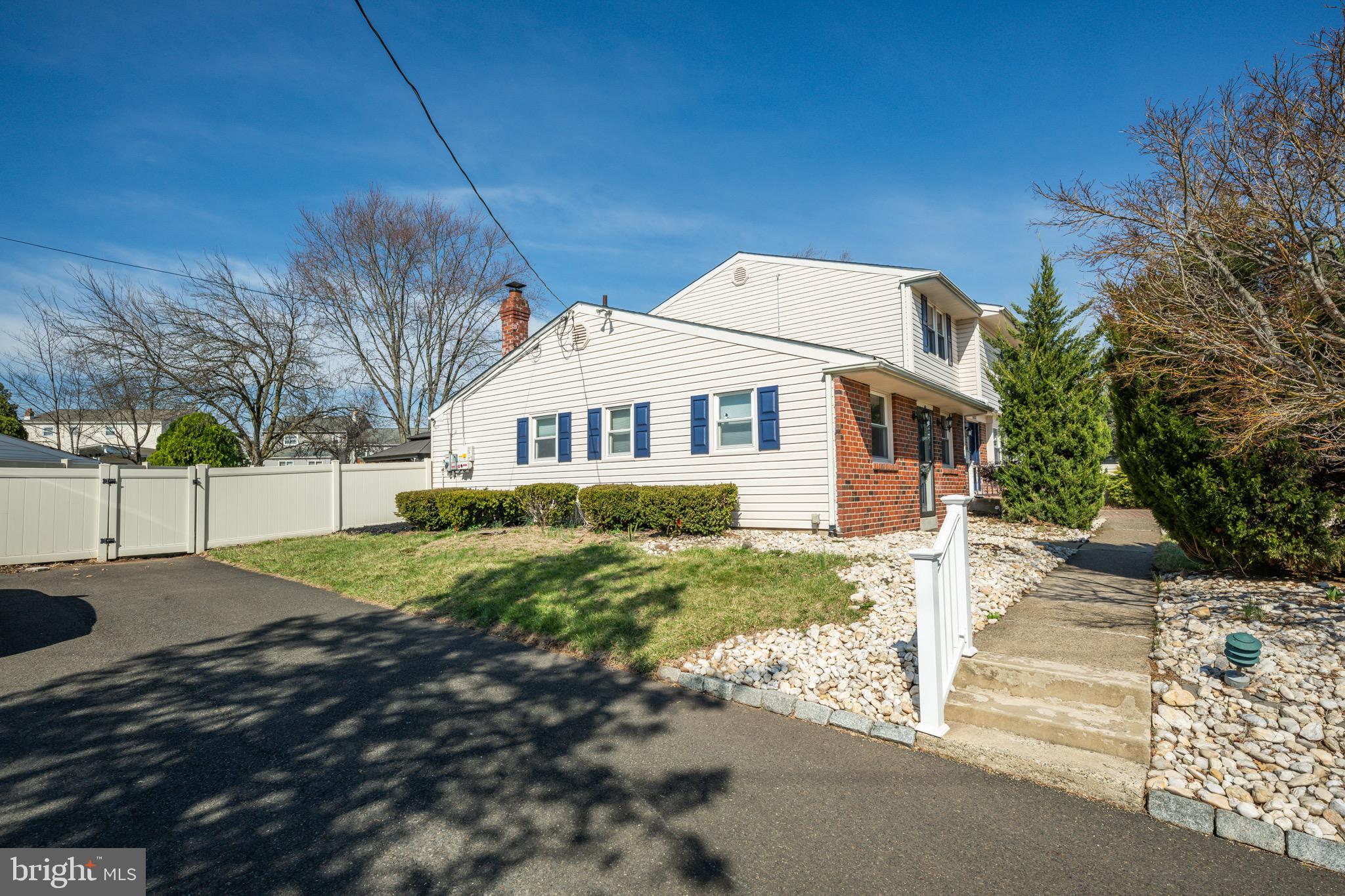 1087 Roberts Road Warminster, PA 18974 - Photo 34 of 36 Potential in-law suite with private entrance