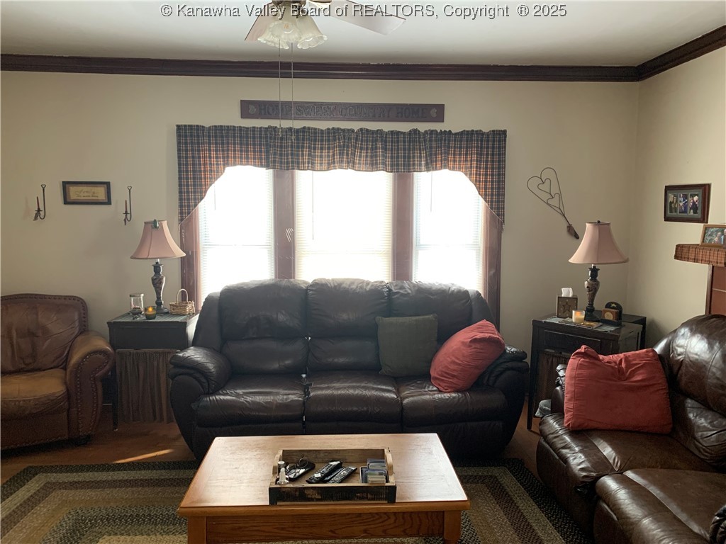 1210 Bridge Road Charleston, WV 25314 - Photo 24 of 40 Living