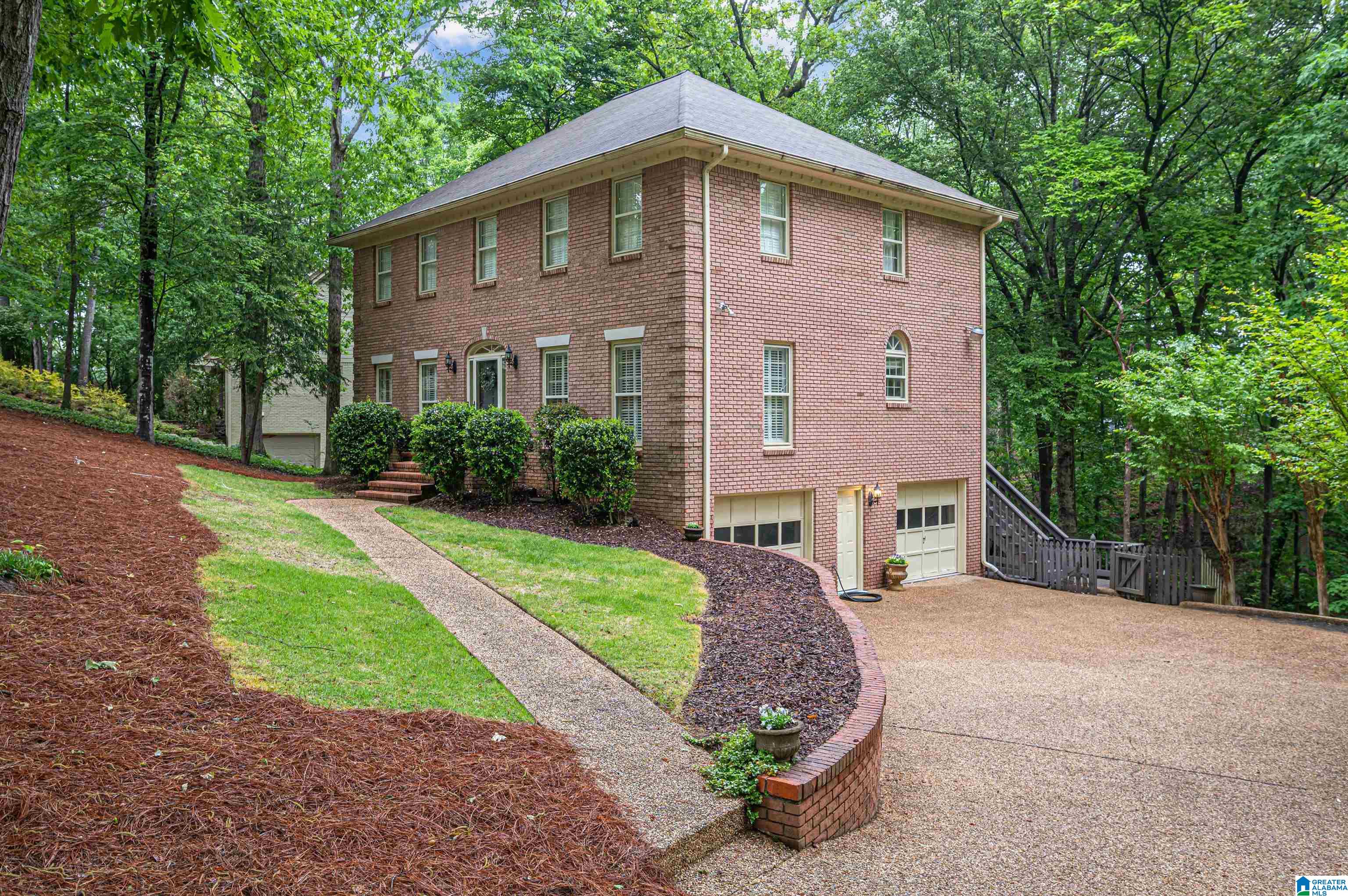 1917 River Woods Road Birmingham, AL 35244 - Photo 2 of 48 Gallery Image 2
