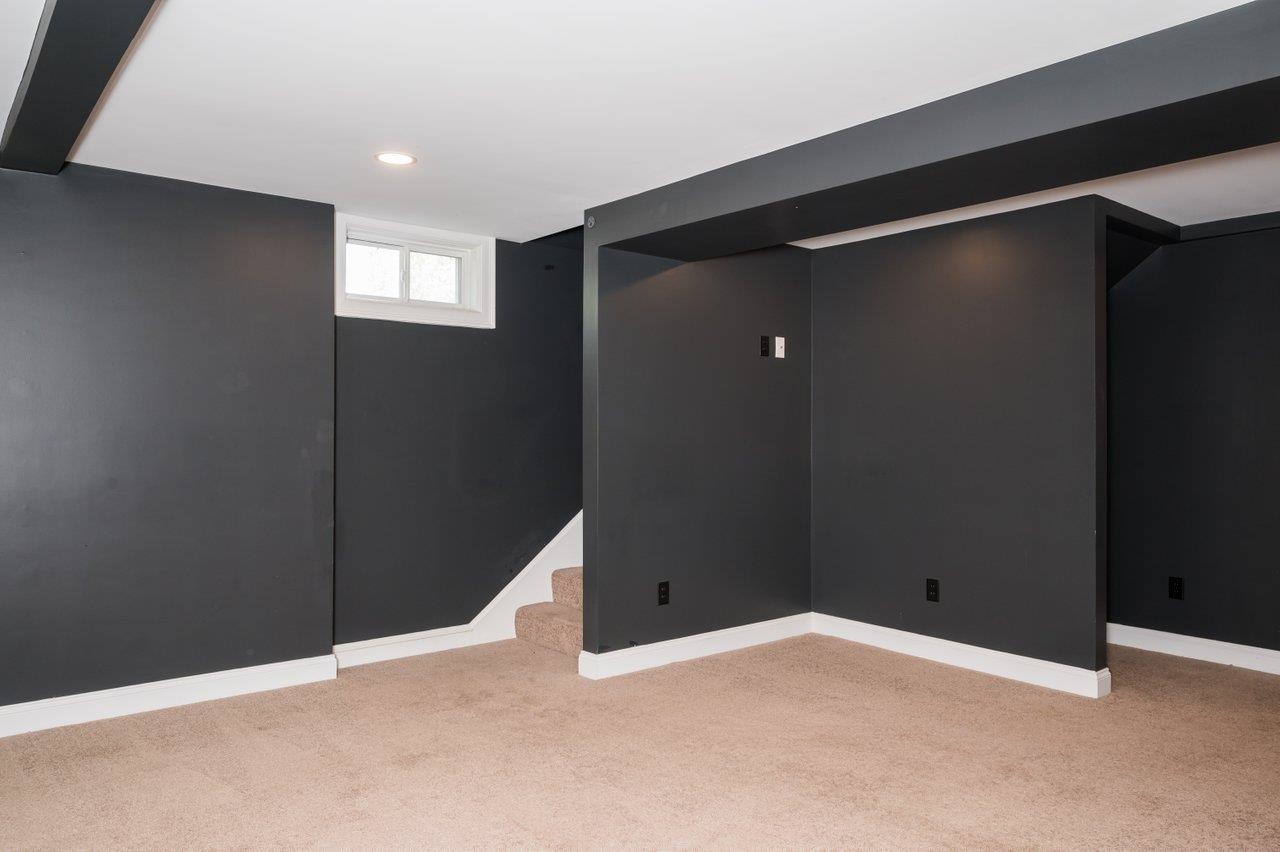 11 Ski Tow Road Weare, NH 03281 - Photo 33 of 49