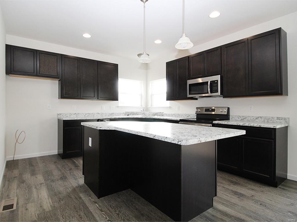 162 Keystone Ridge Drive O'Fallon, MO 63366 - Photo 3 of 7 Gallery Image 3