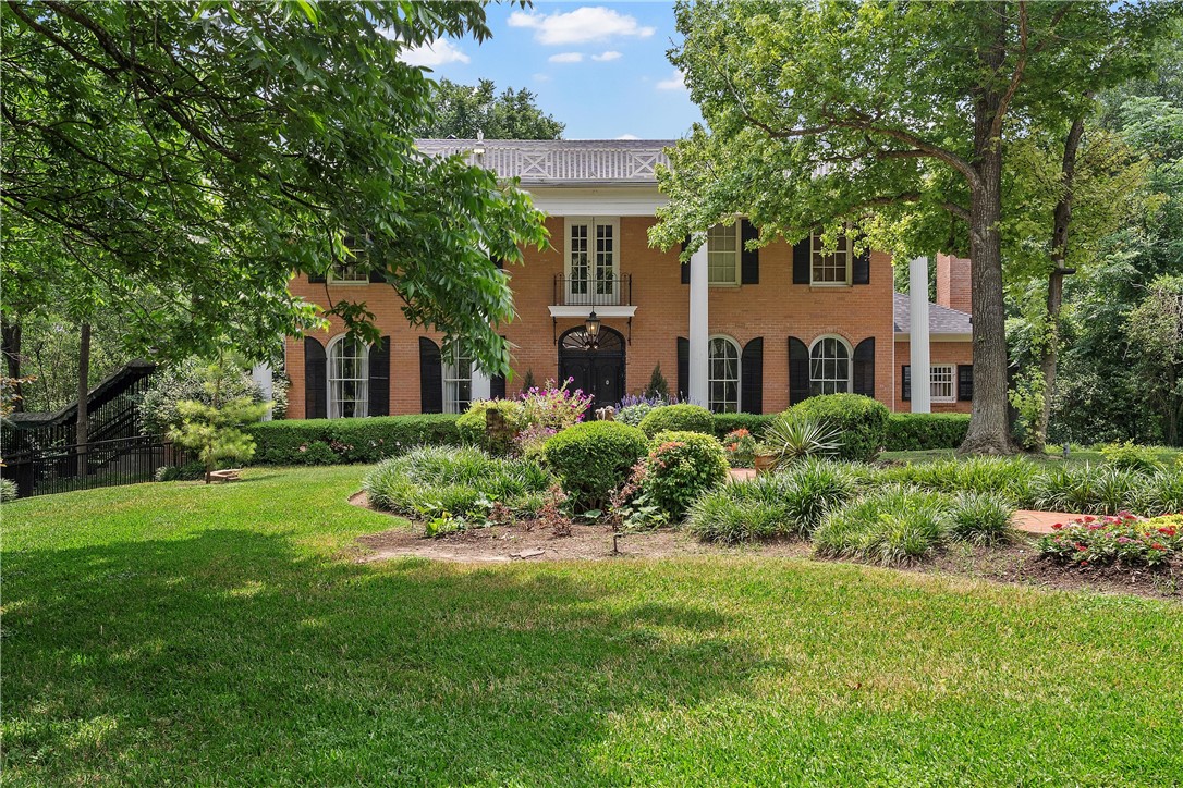 3217 Robin Road Waco, TX 76708 - Photo 14 of 61 front view of a house with a yard