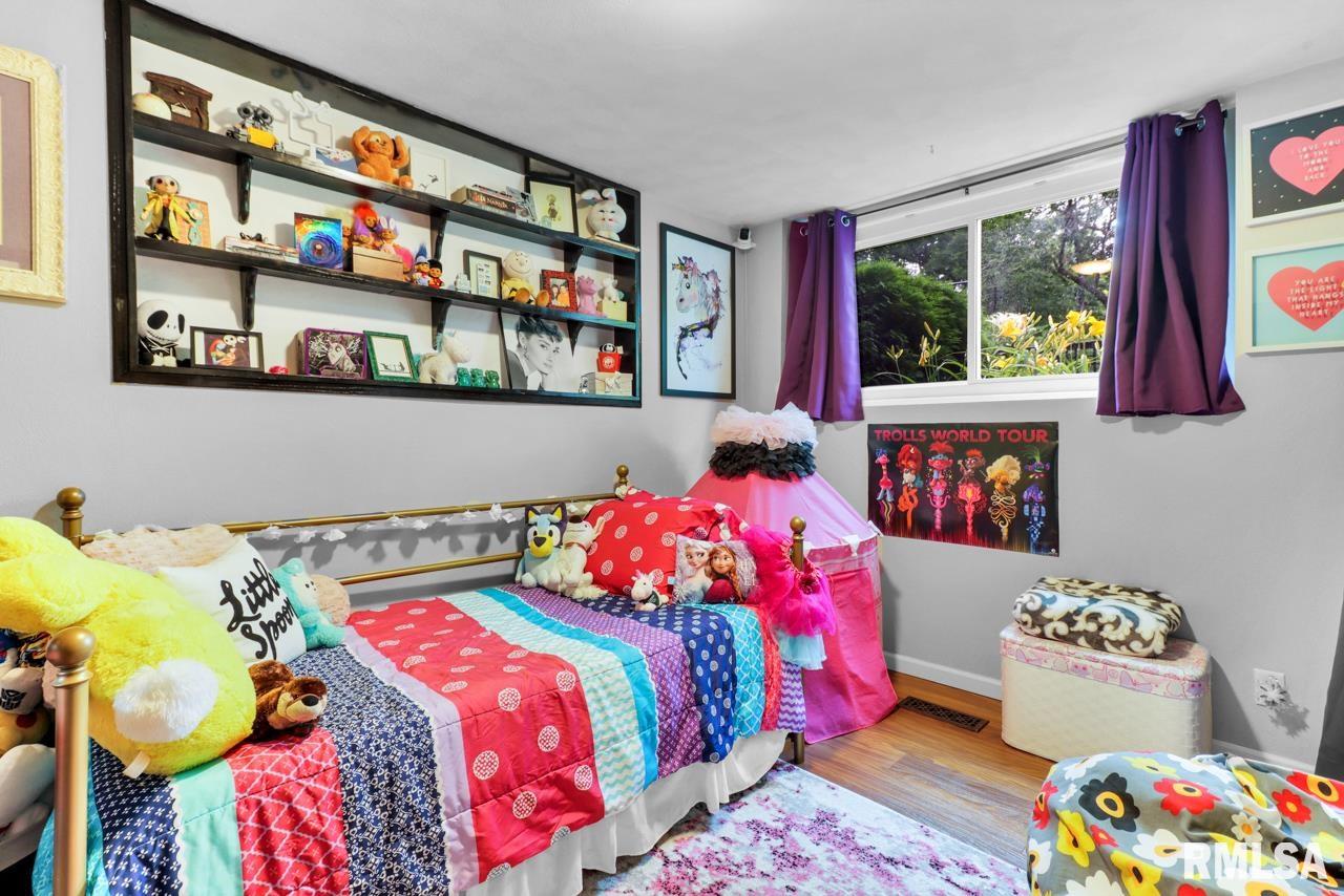 6524 North Post Oak Road Peoria, IL 61615 - Photo 31 of 38 Gallery Image 31