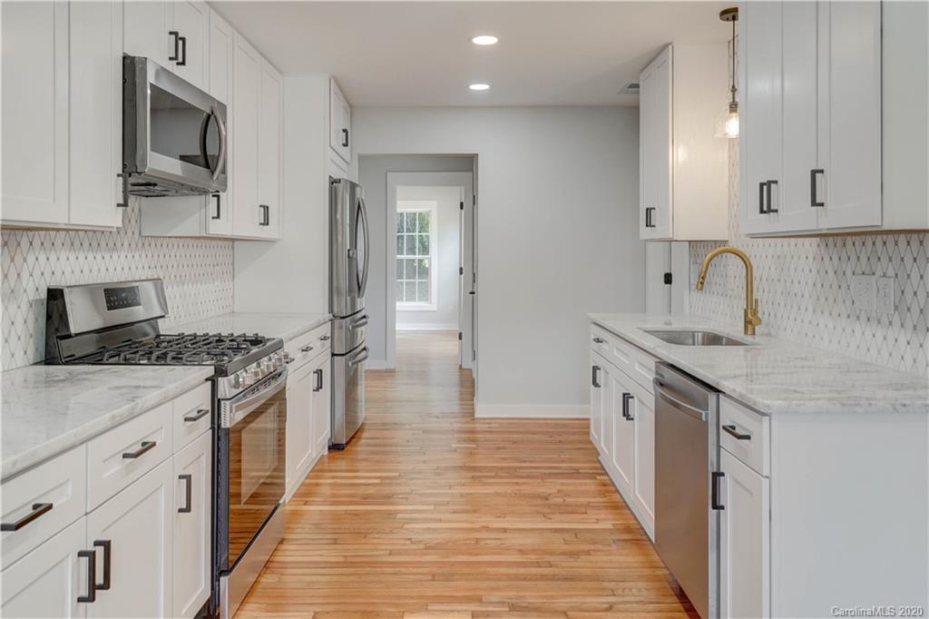 2826 Cowles Road Charlotte, NC 28208 - Photo 9 of 33 Gallery Image 9