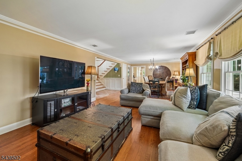 24 Canoe Brook Road Short Hills, NJ 07078 - Photo 3 of 42