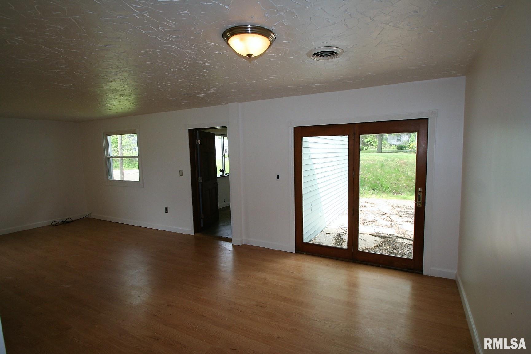 234 Algonquin Road Marquette Heights, IL 61554 - Photo 14 of 25 Gallery Image 14