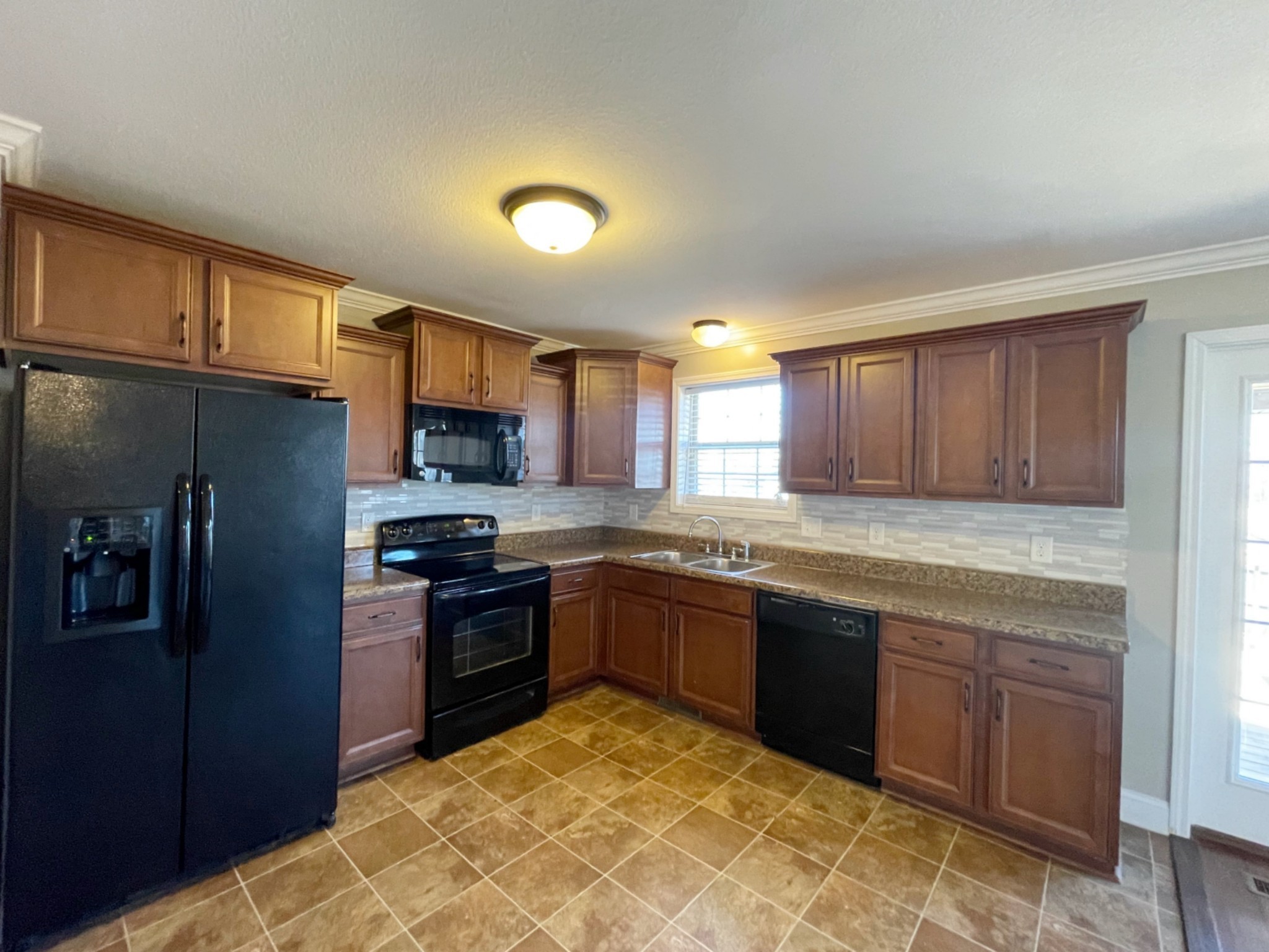 3809 Suiter Road Clarksville, TN 37040 - Photo 6 of 21