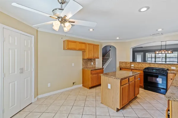 $2,750 | 3904 Ivywood Drive, Pearland, TX 77584