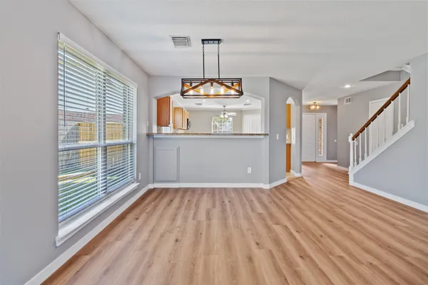 $2,750 | 3904 Ivywood Drive, Pearland, TX 77584