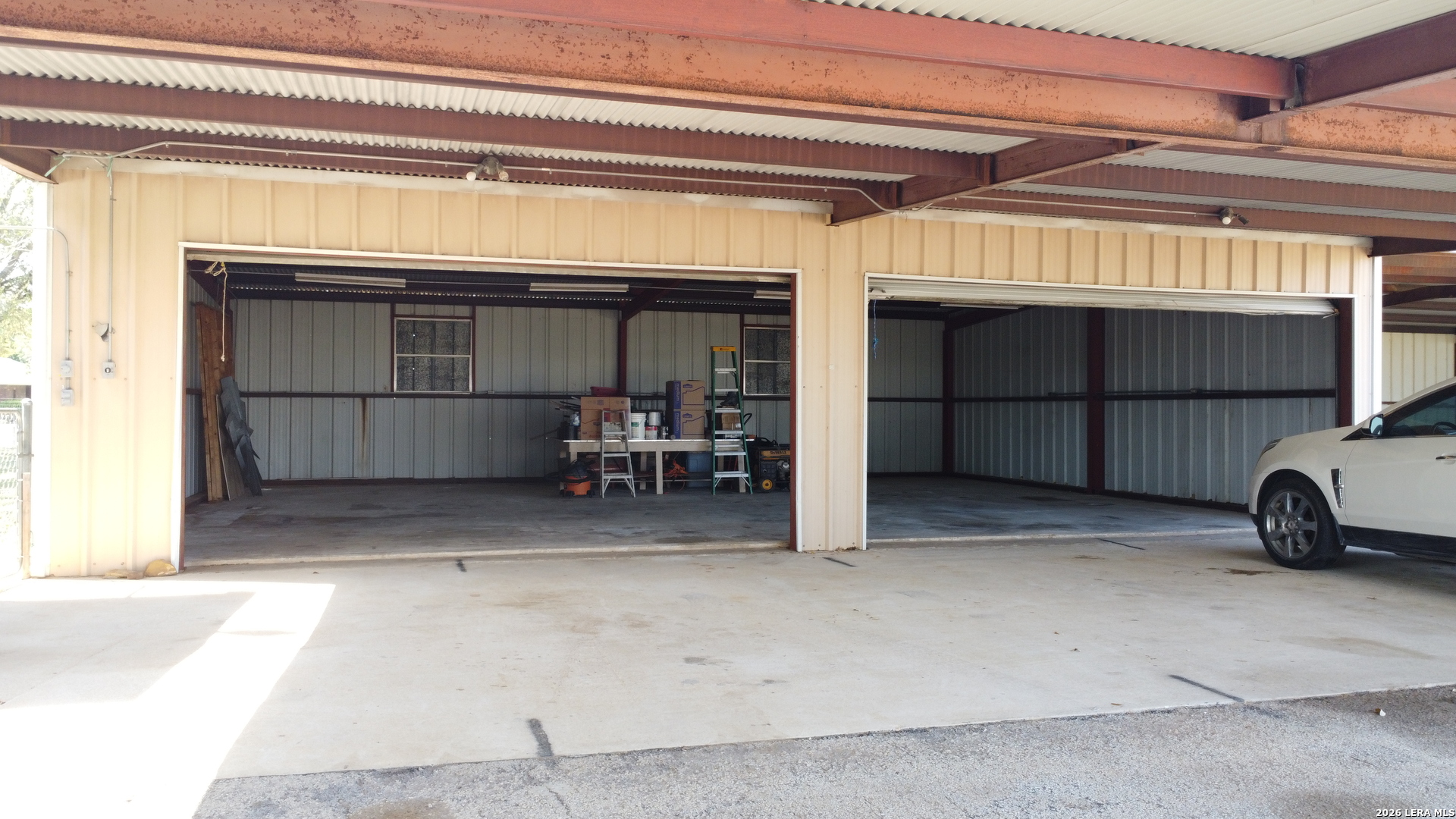 900 North Graytown Road St. Hedwig, TX 78152 - Photo 20 of 36