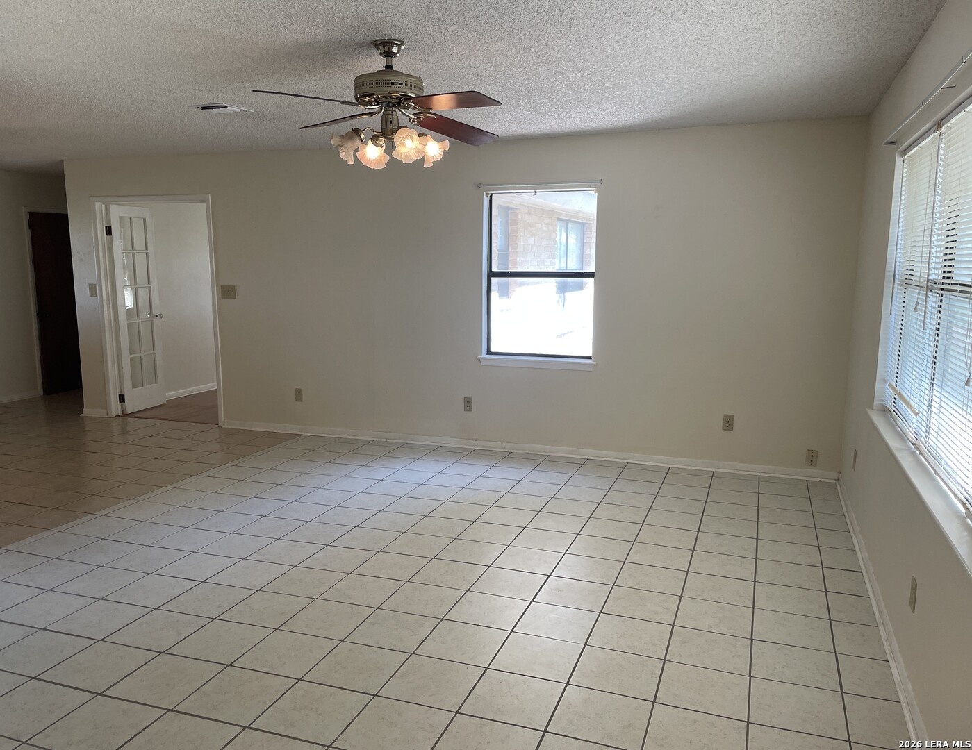 900 North Graytown Road St. Hedwig, TX 78152 - Photo 10 of 36