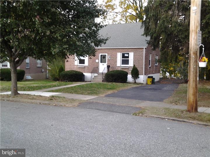 207 Watson Road Sharon Hill, PA 19079 - Photo 2 of 18 Exterior Front