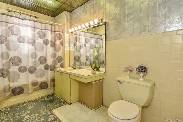 $1,100,000 | 25-41 83rd Street | Jackson Heights