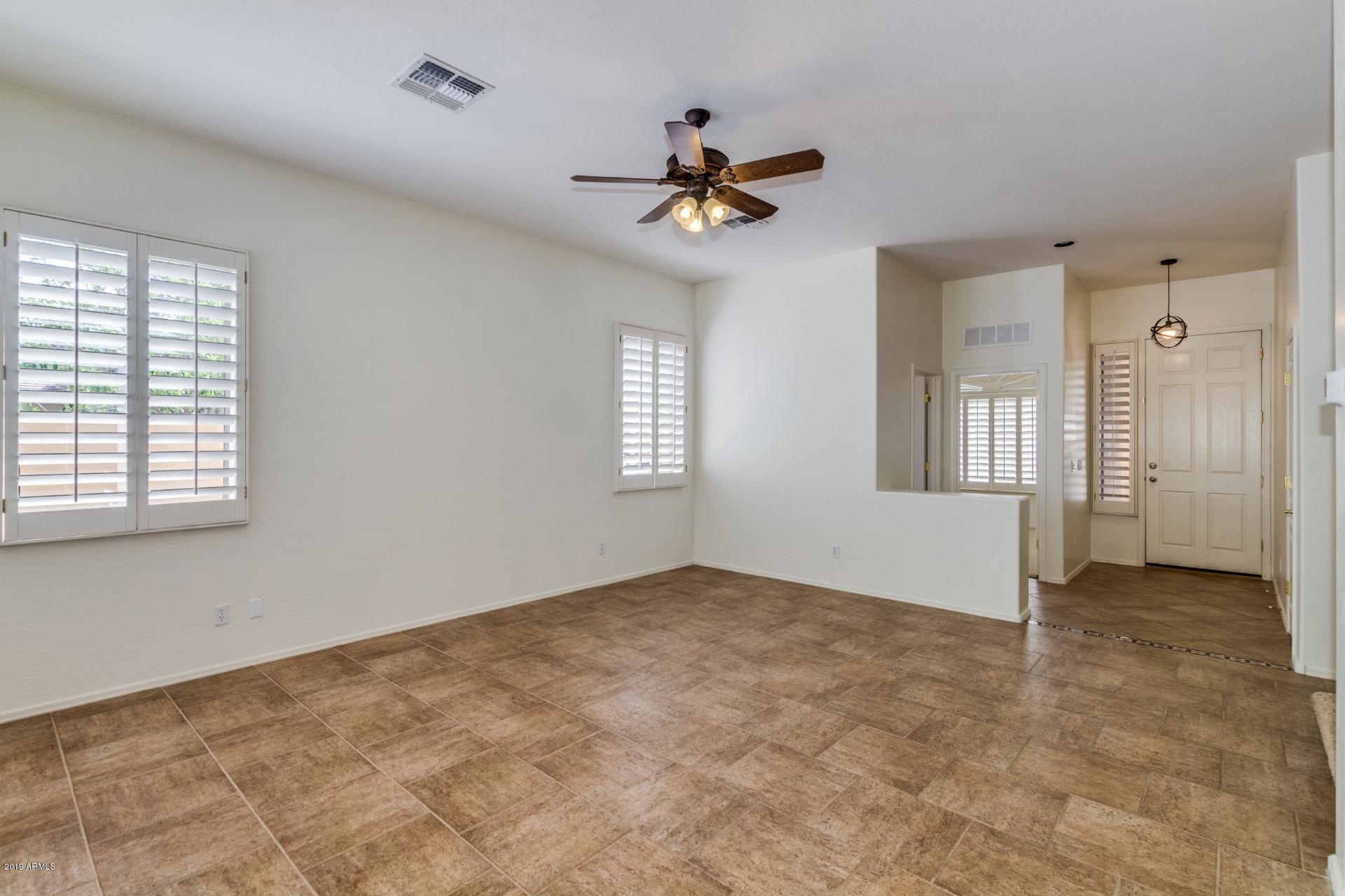 1886 West Periwinkle Way Chandler, AZ 85248 - Photo 3 of 30 Living Room