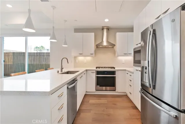 $974,500 | 4831 Craner Avenue, North Hollywood, CA 91601