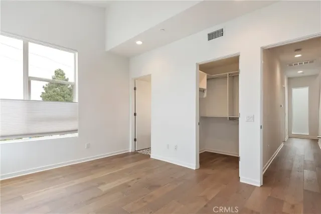 $974,500 | 4831 Craner Avenue, North Hollywood, CA 91601