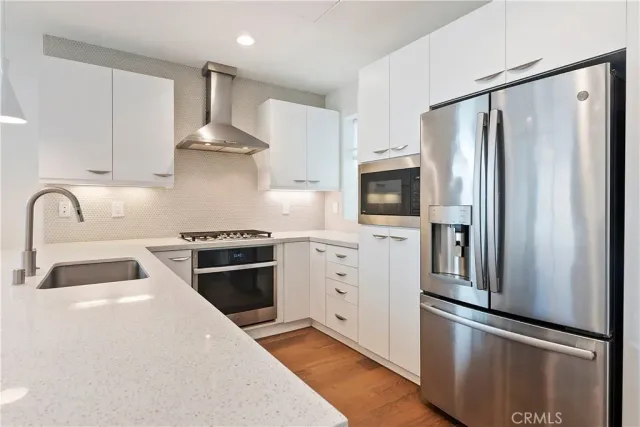 $974,500 | 4831 Craner Avenue, North Hollywood, CA 91601