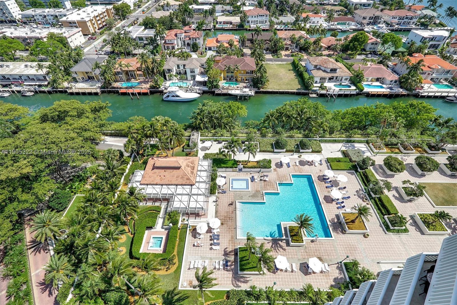 1000 East Island Boulevard, Unit 2004 Aventura, FL 33160 - Photo 39 of 45 an aerial view of residential houses with outdoor space and lake view