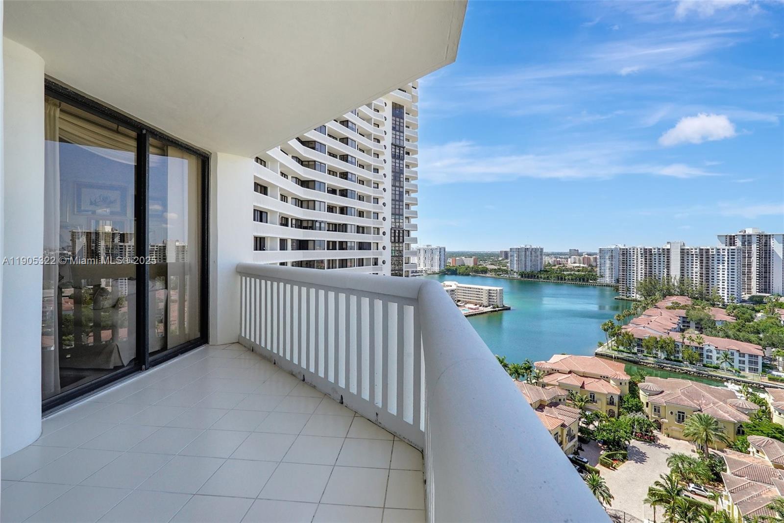 1000 East Island Boulevard, Unit 2004 Aventura, FL 33160 - Photo 43 of 45 a view of a balcony with lake view