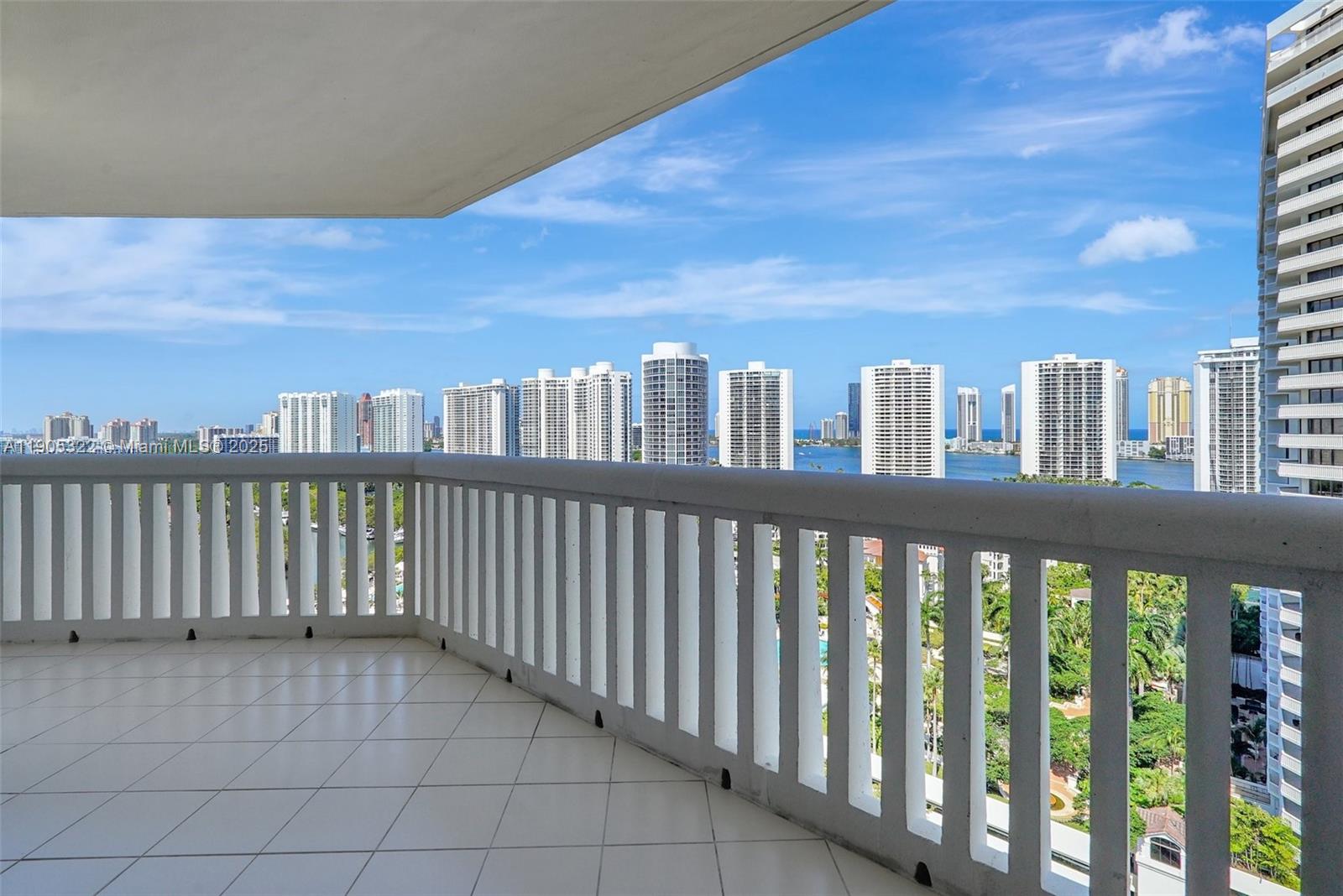 1000 East Island Boulevard, Unit 2004 Aventura, FL 33160 - Photo 45 of 45
