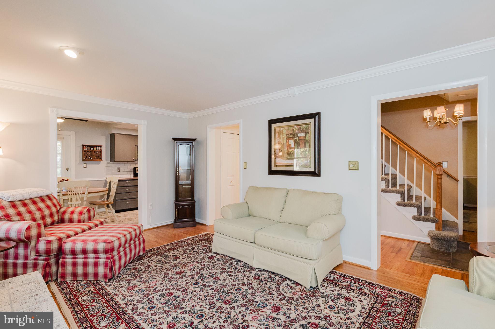 2011 Fallsgrove Way Fallston, MD 21047 - Photo 16 of 84 Living Room 11'9"x18'7"
