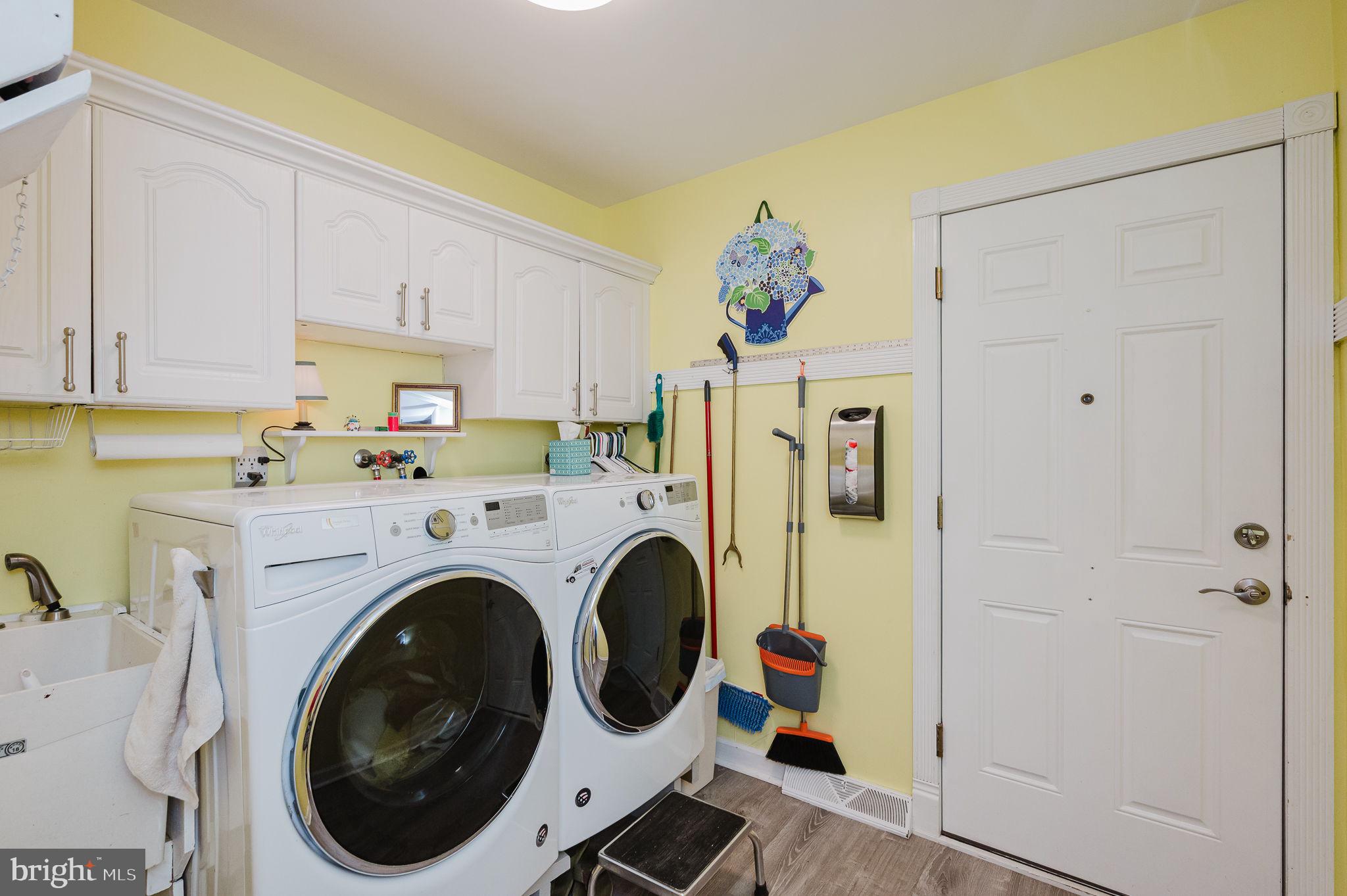 2011 Fallsgrove Way Fallston, MD 21047 - Photo 30 of 84 Main Floor Laundry Room 7'9" x 8'2"