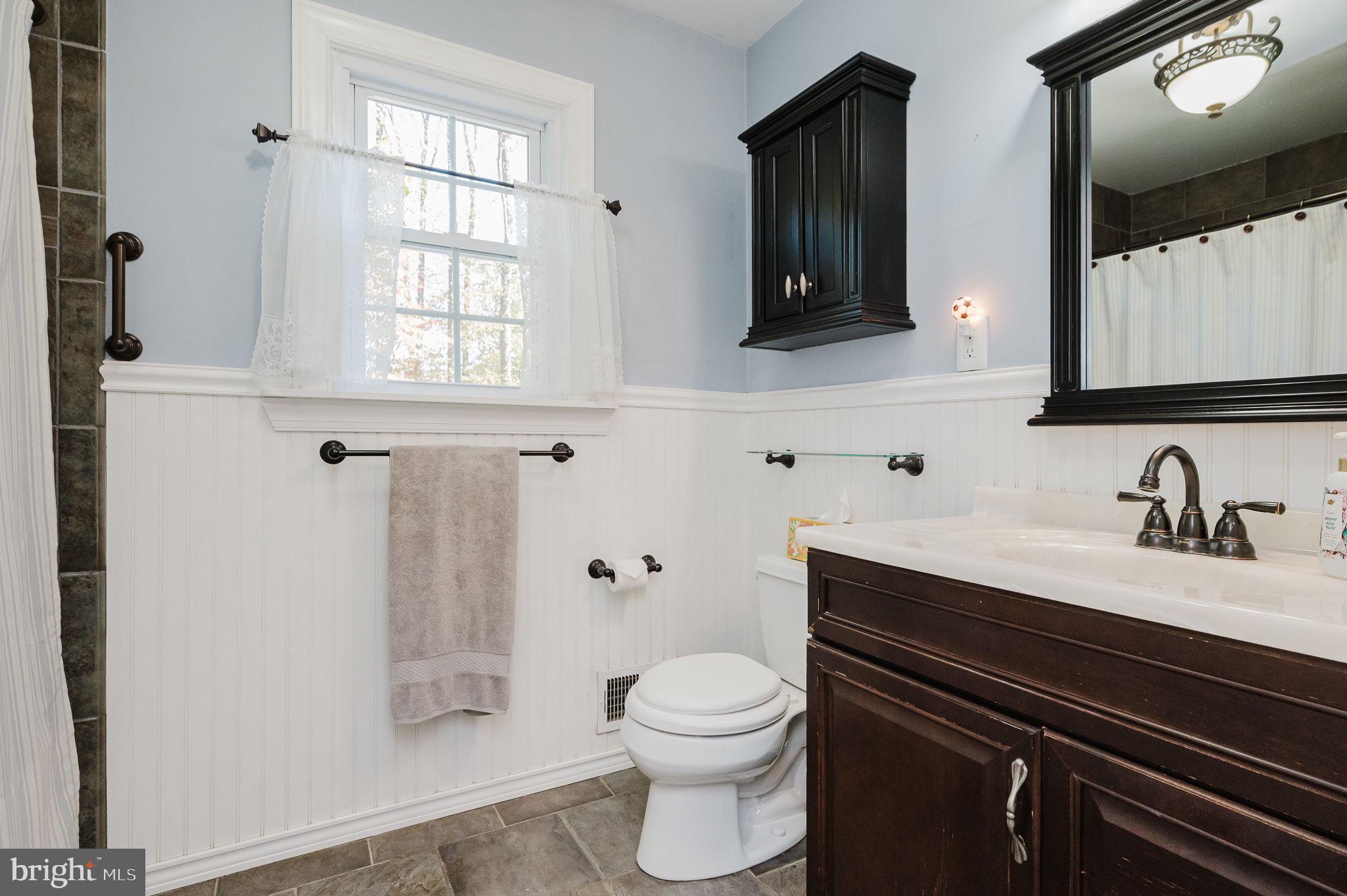 2011 Fallsgrove Way Fallston, MD 21047 - Photo 47 of 84 Upstairs Full Hallway Bathroom 8'8" x 6'5"