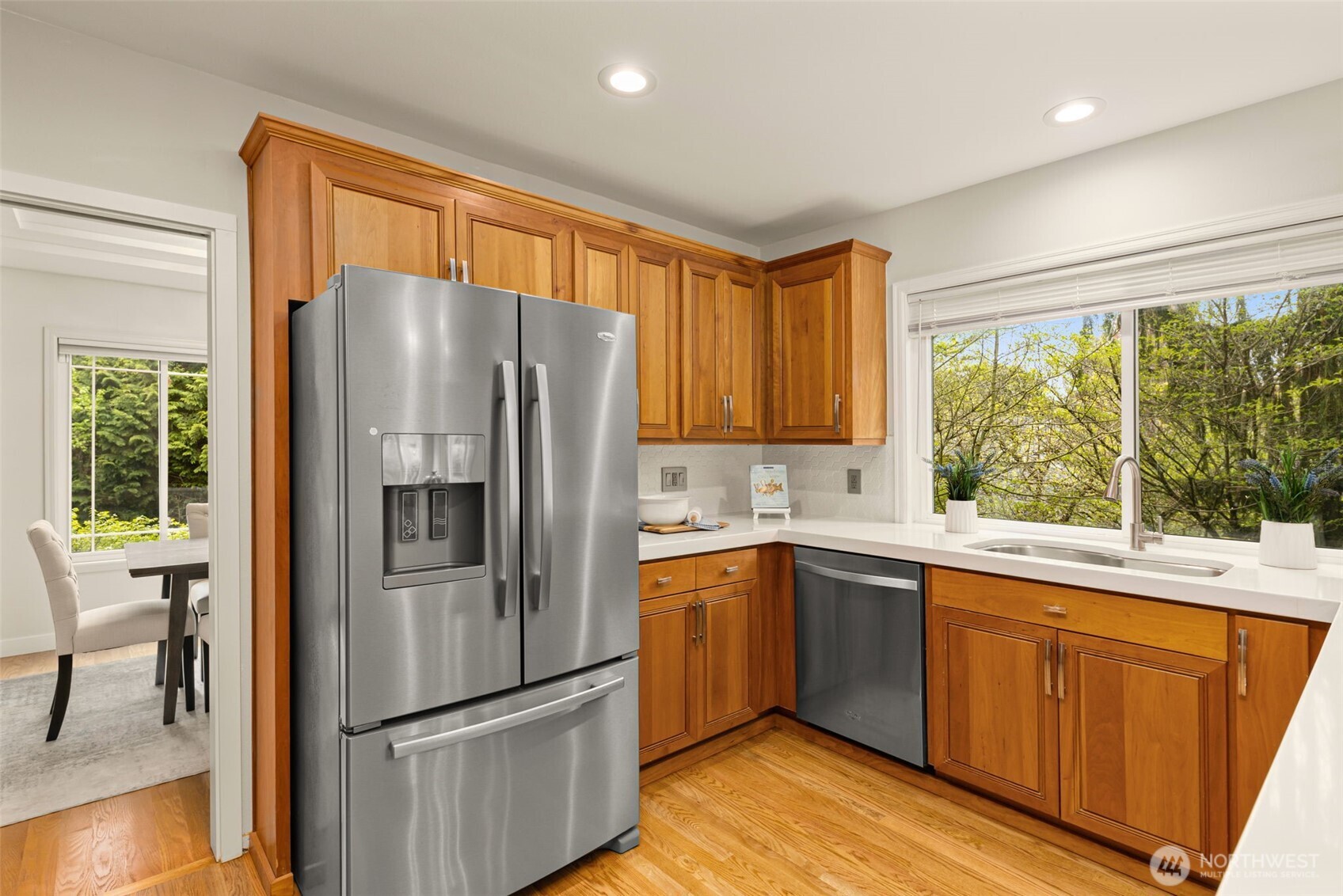 15409 101st Place Northeast Bothell, WA 98011 - Photo 11 of 38