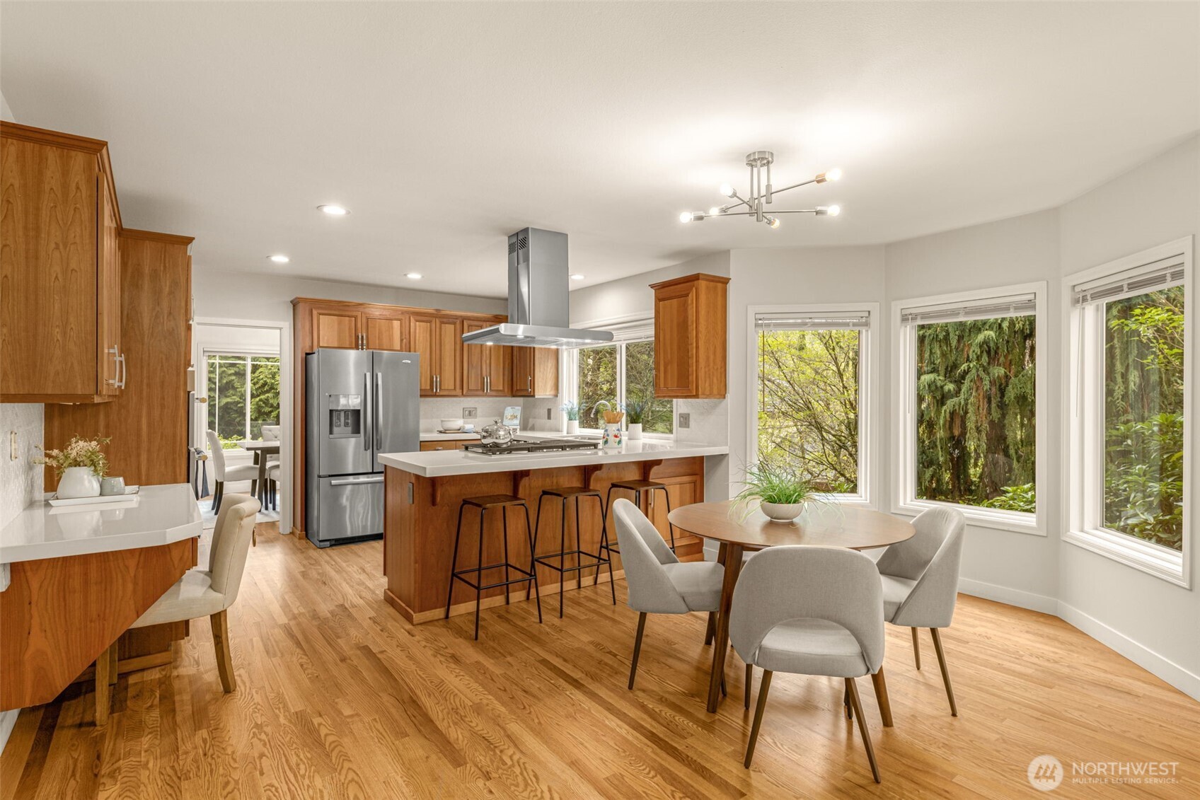 15409 101st Place Northeast Bothell, WA 98011 - Photo 13 of 38