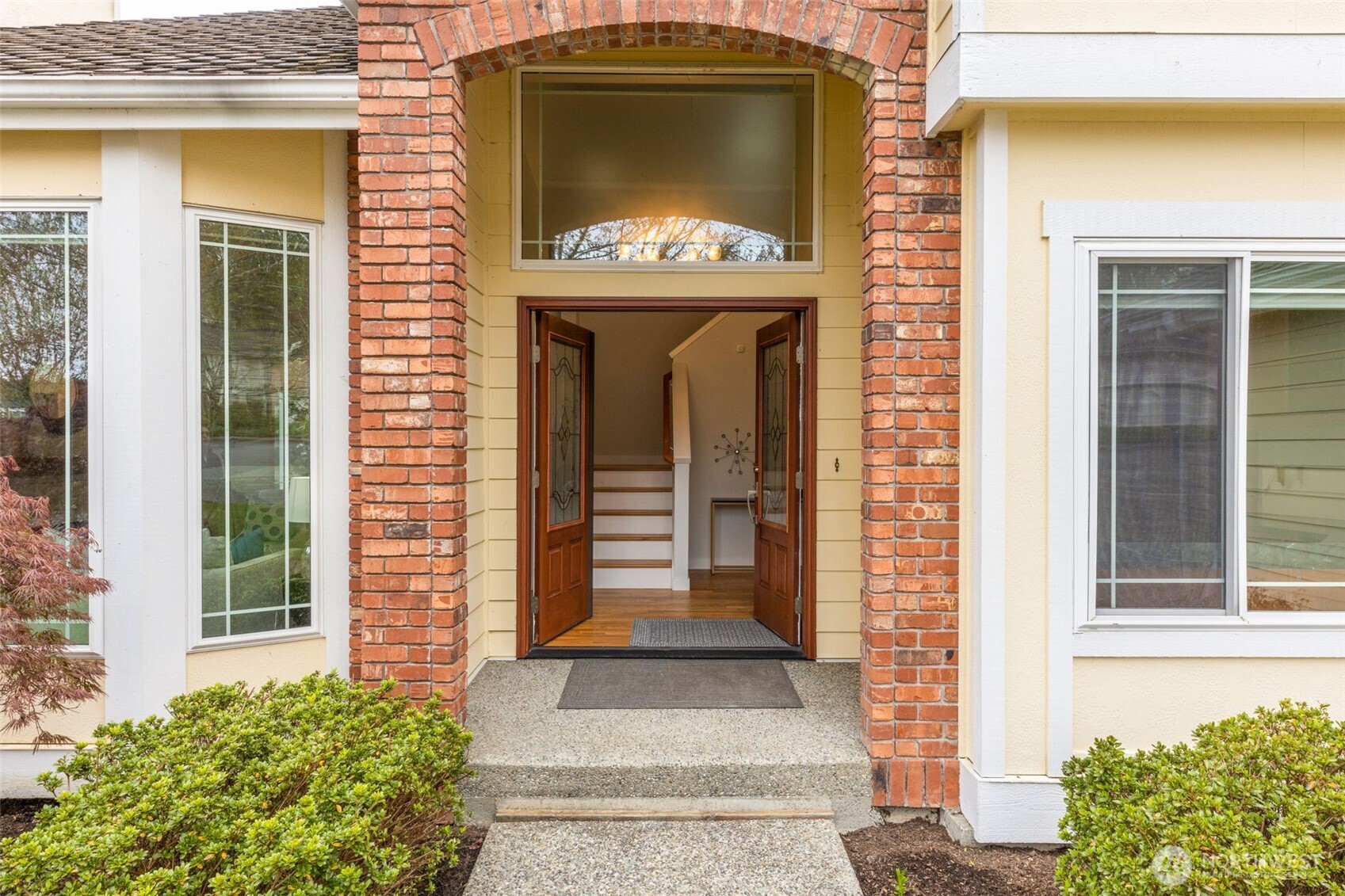 15409 101st Place Northeast Bothell, WA 98011 - Photo 2 of 38