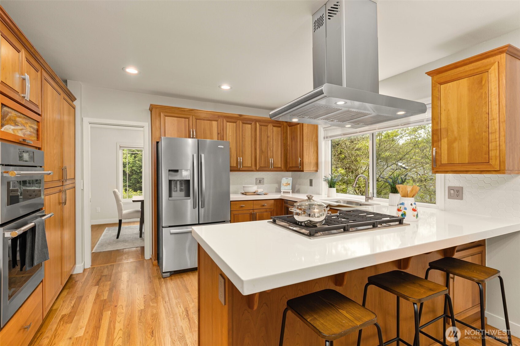 15409 101st Place Northeast Bothell, WA 98011 - Photo 10 of 38