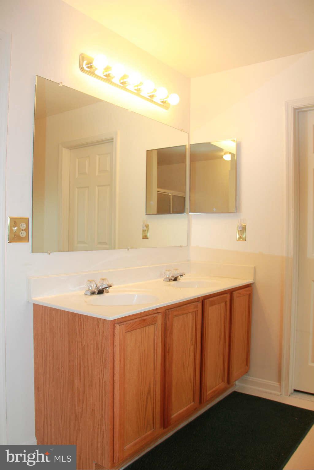 5530 Apperson Road White Marsh, MD 21162 - Photo 21 of 25 Bath
