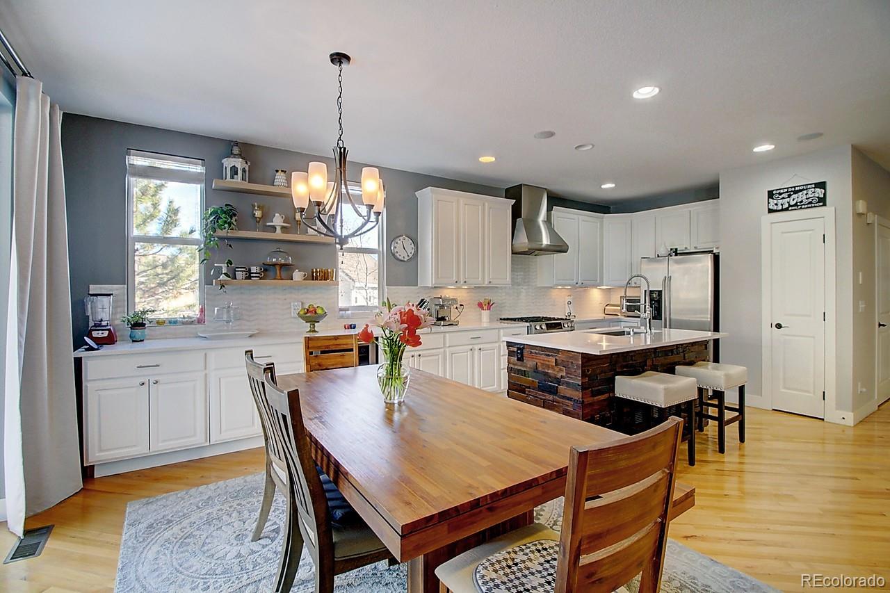 10390 Rutledge Street Parker, CO 80134 - Photo 4 of 40 Gallery Image 4