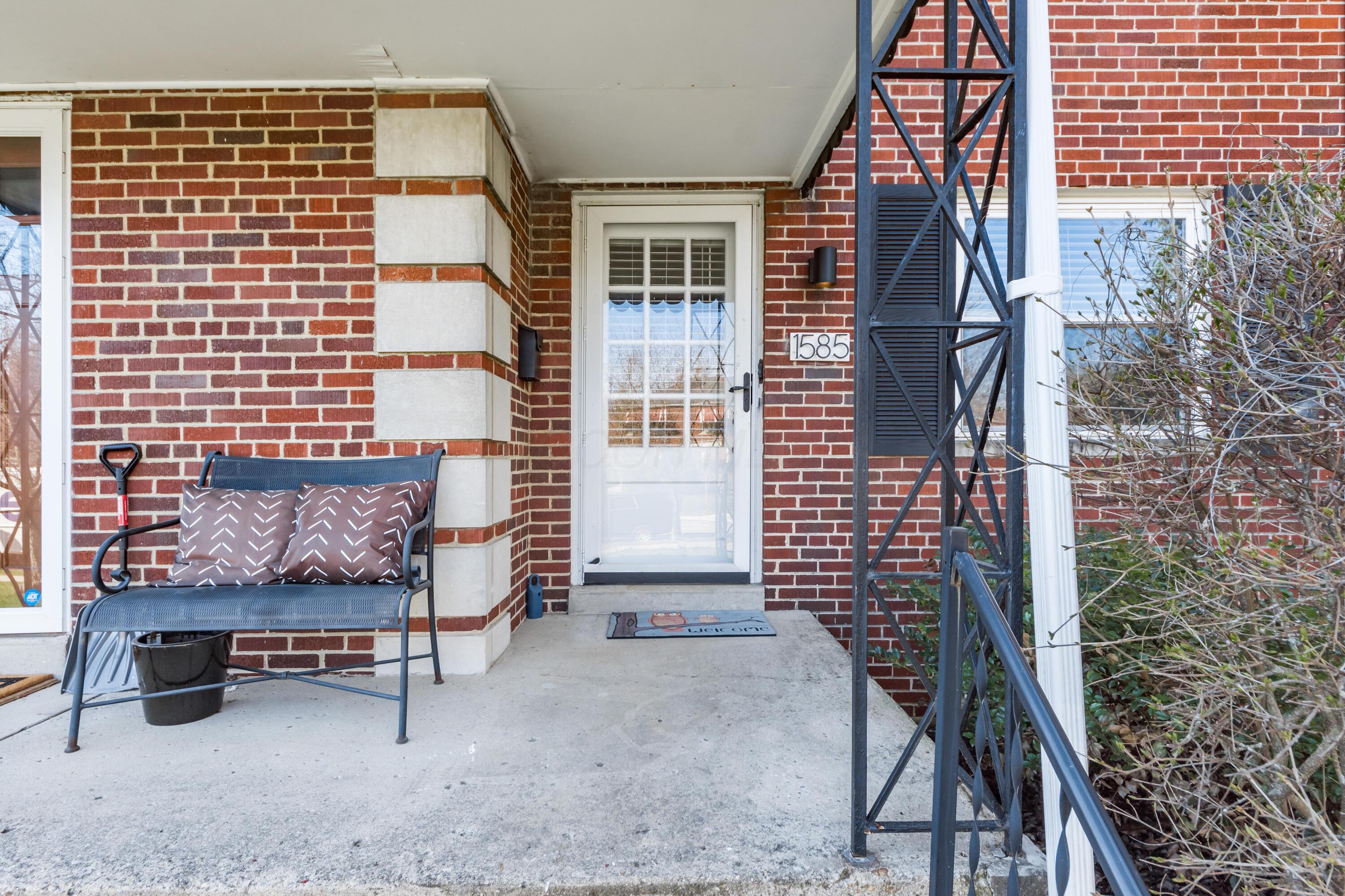 1585 Waltham Road Columbus, OH 43221 - Photo 2 of 34 Welcome to 1585 Waltham Rd