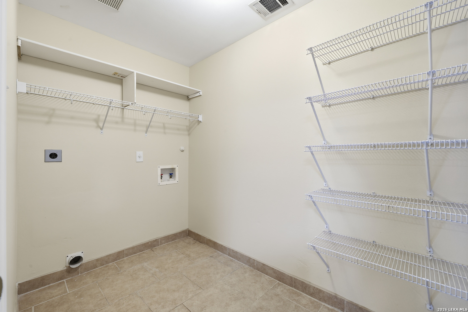 9324 Cedar Point Helotes, TX 78023 - Photo 15 of 32