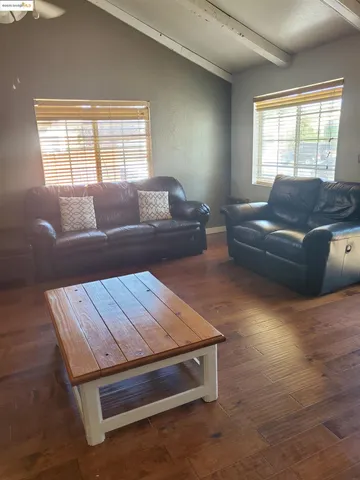 $2,450 | 35 East 16th Street, Antioch, CA 94509