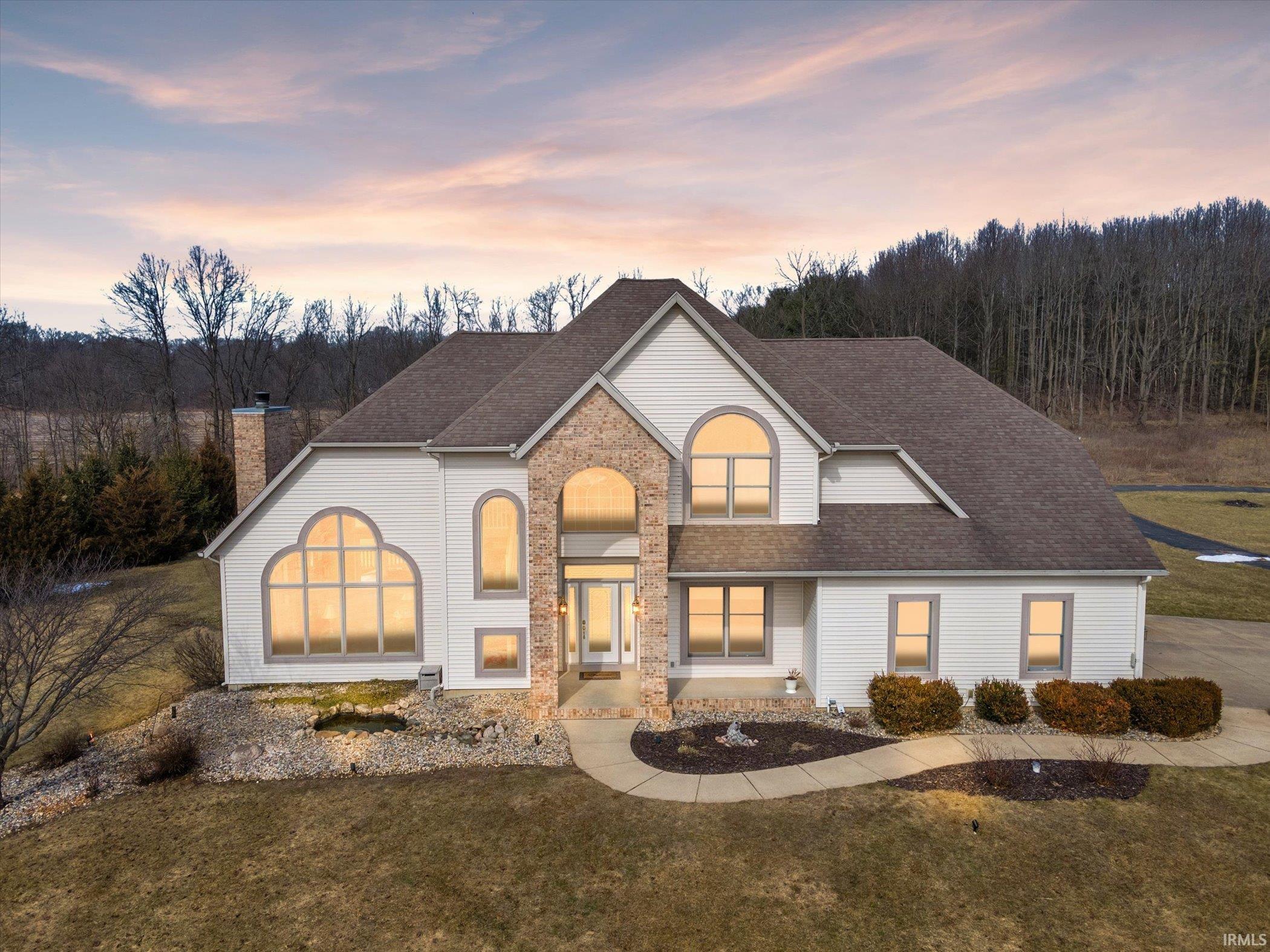 21785 New Road Lakeville, IN 46536 - Photo 5 of 36