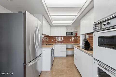 $298,000 | 2323 North Central Avenue, Unit 205, Phoenix, AZ 85004