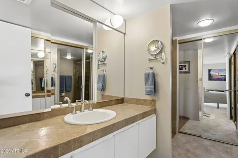 $298,000 | 2323 North Central Avenue, Unit 205, Phoenix, AZ 85004