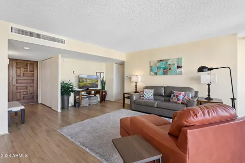 $298,000 | 2323 North Central Avenue, Unit 205, Phoenix, AZ 85004