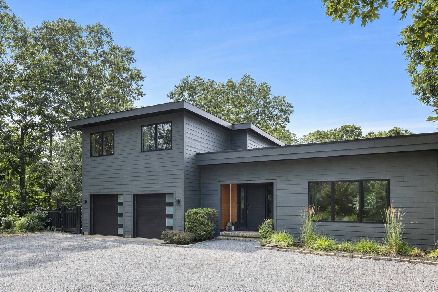 42 Whooping Hollow Road East Hampton, NY 11937 - Photo 1 of 21