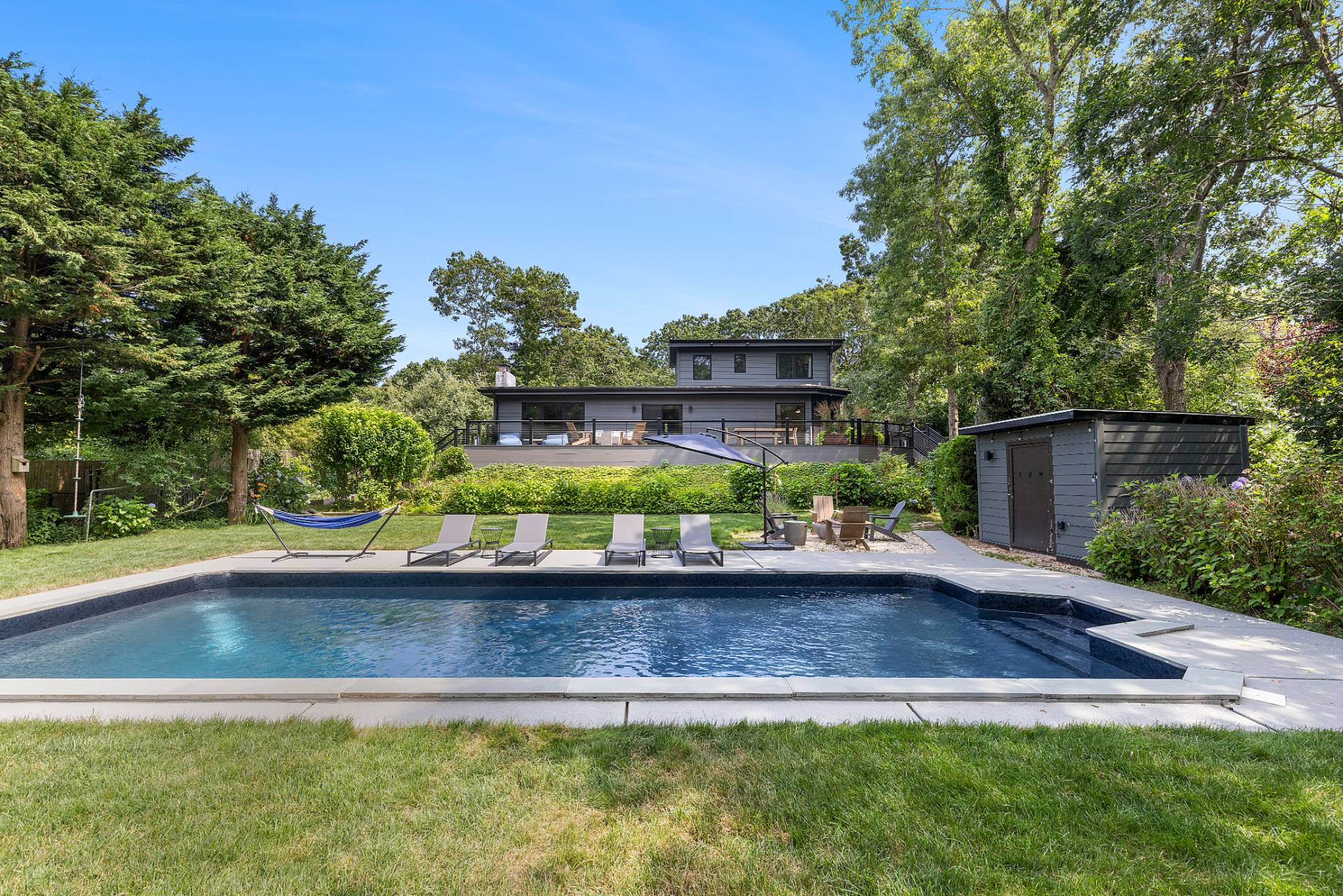 42 Whooping Hollow Road East Hampton, NY 11937 - Photo 2 of 21