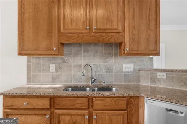 $399,000 | 1193 Station Center Boulevard, Suwanee, GA 30024