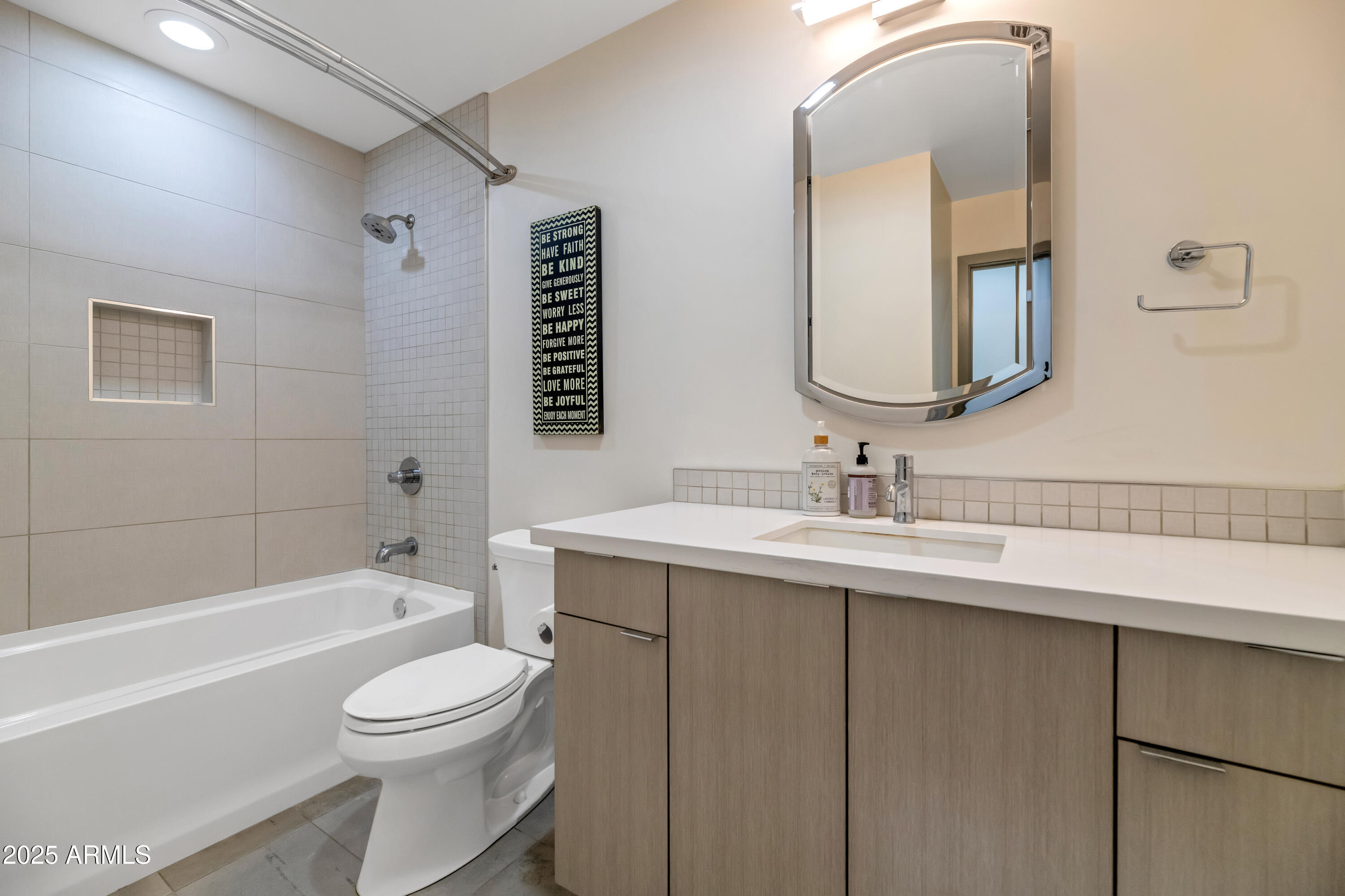 15028 North 9th Street Phoenix, AZ 85022 - Photo 20 of 29 _TOD9449