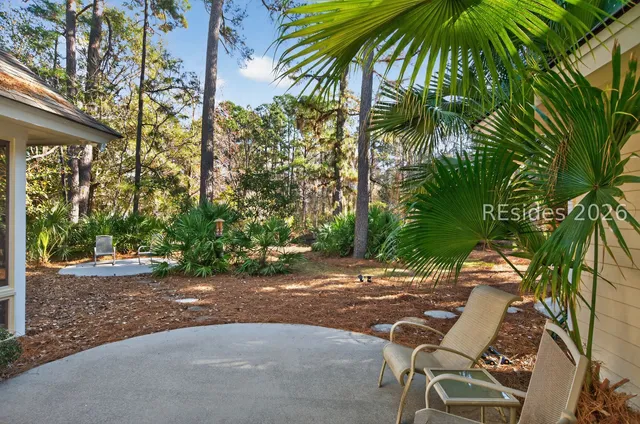 $629,000 | 50 Heritage Lakes Drive, Bluffton, SC 29910