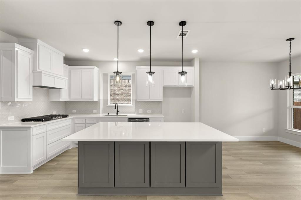 1328 Cash Street Burleson, TX 76028 - Photo 15 of 39