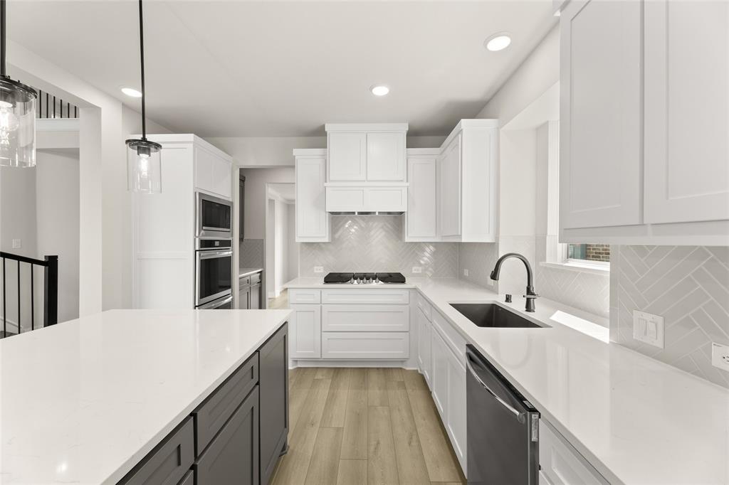 1328 Cash Street Burleson, TX 76028 - Photo 16 of 39 1328 Cash-Kitchen-3