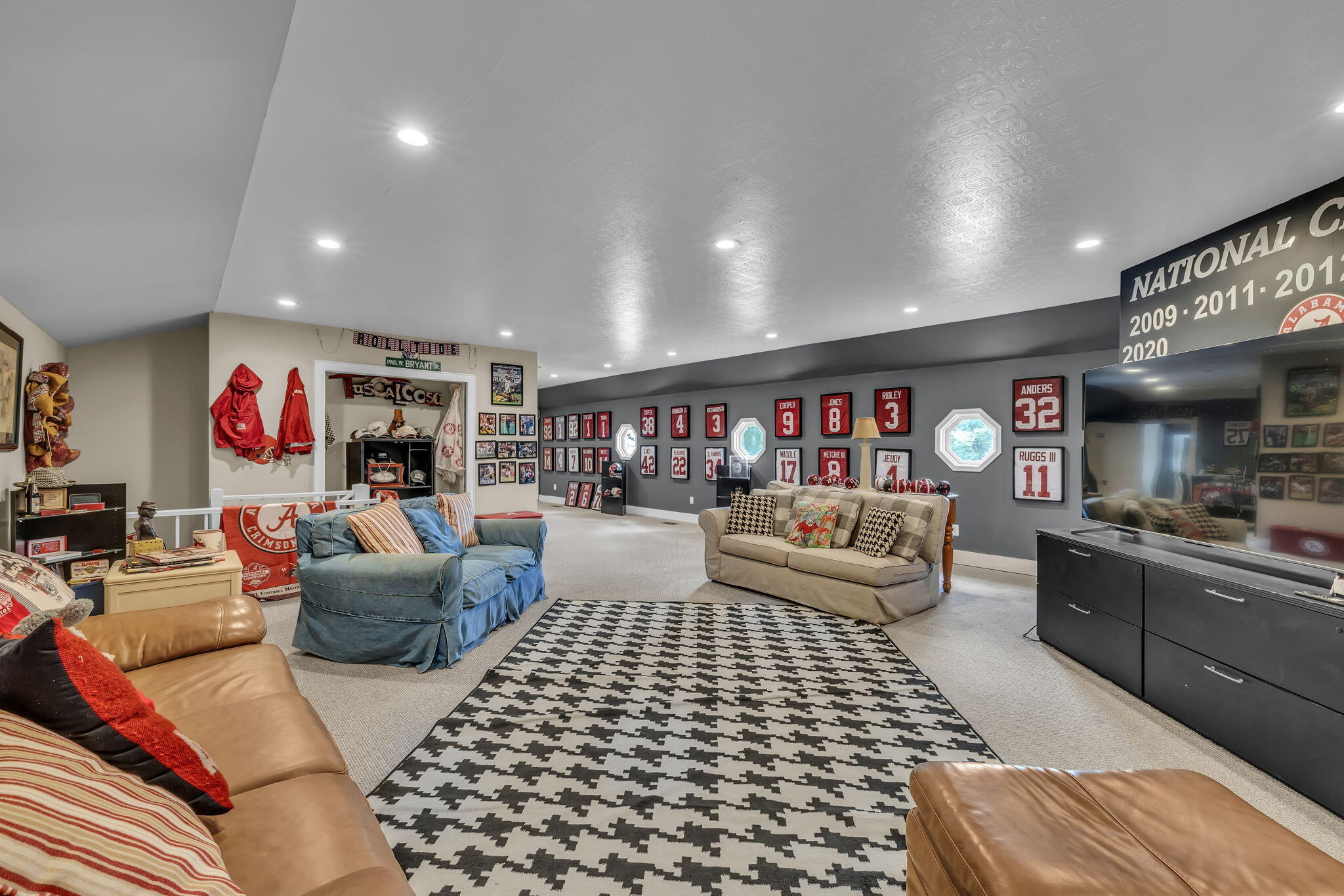 680 Glass Mill Road Chickamauga, GA 30707 - Photo 81 of 91 Large Den