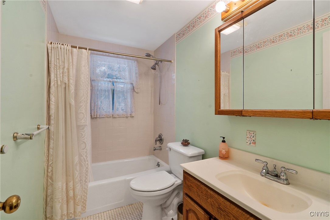 7167 Broadfield Road Pompey, NY 13078 - Photo 21 of 33