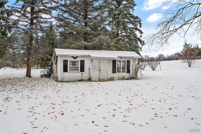 $375,000 | 7167 Broadfield Road, Pompey, NY 13078
